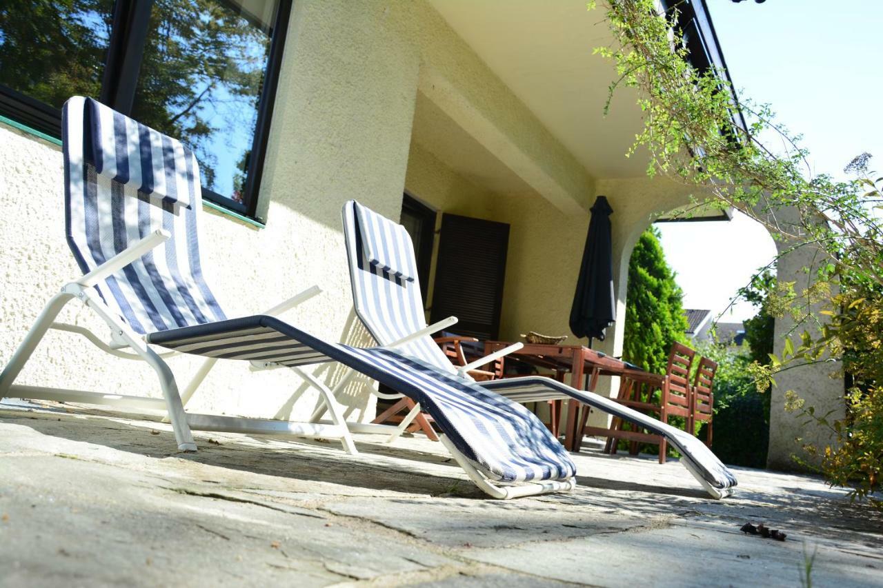 Haus Mit Garten Eugendorf Exterior photo